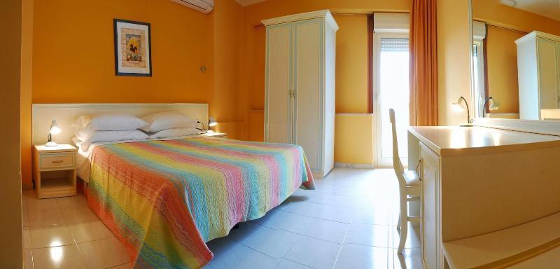 Hotel Michelangelo Teramo Dış mekan fotoğraf