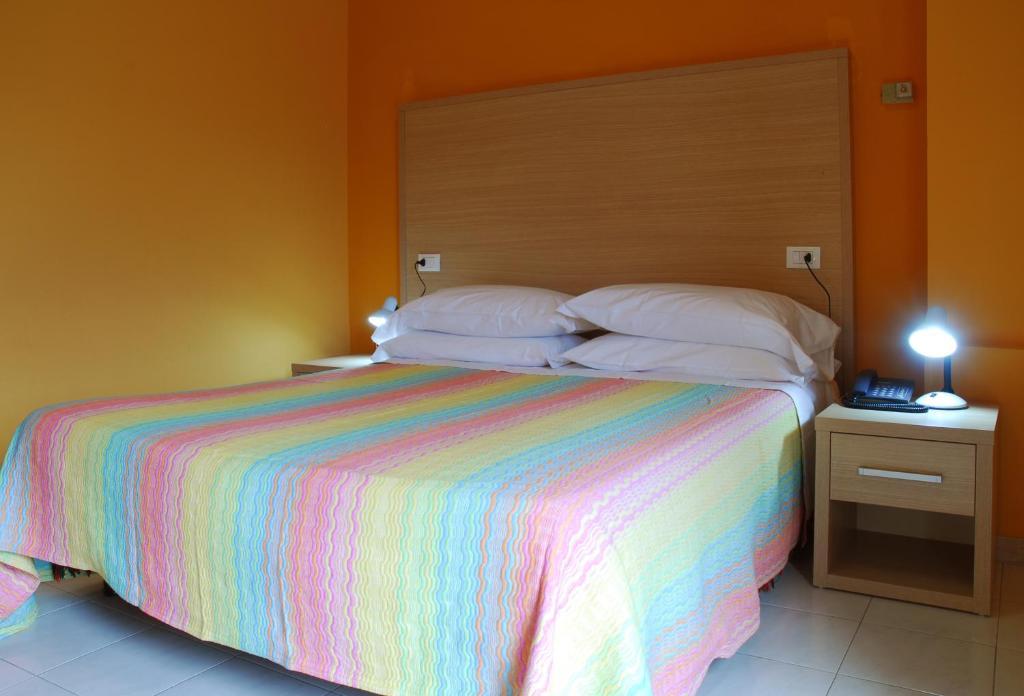 Hotel Michelangelo Teramo Oda fotoğraf